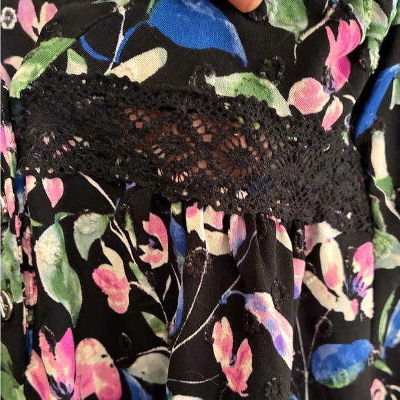 Adrienne Vittadini Floral Black and Pink Women's Blouse 3X - Picture 6 of 9